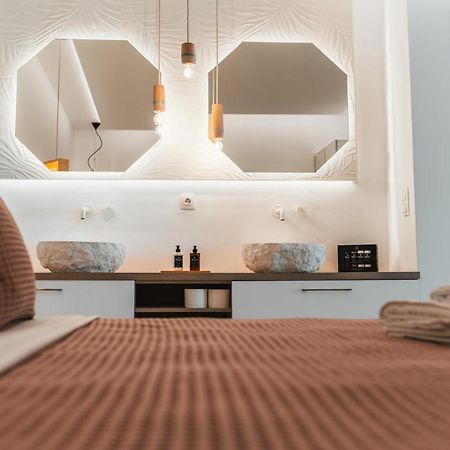 K Suites Ios Екстер'єр фото